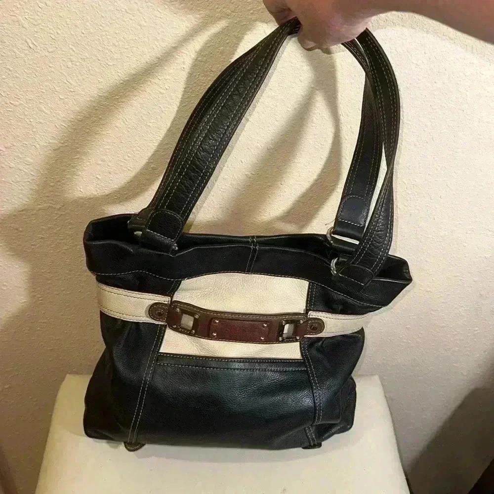 Tignanello leather shoulder bag